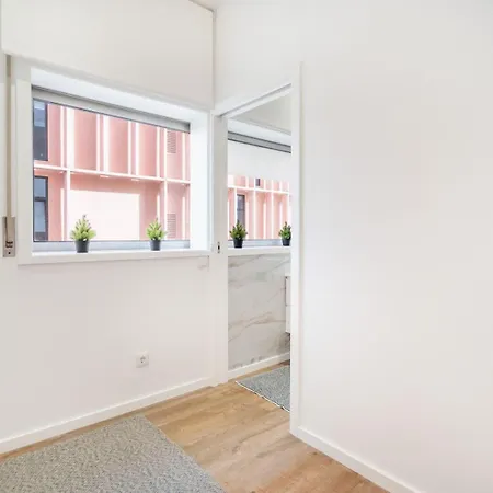 Go Up - No Centro De Guimarães