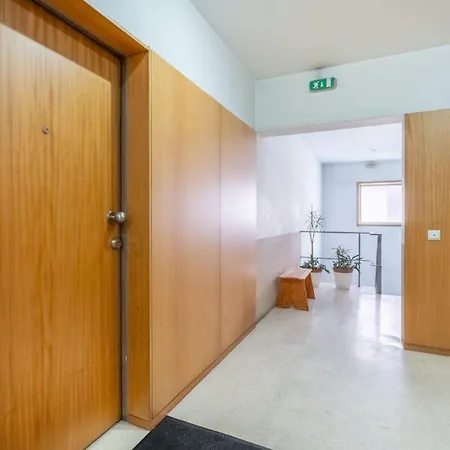 Go Up - No Centro De Guimarães