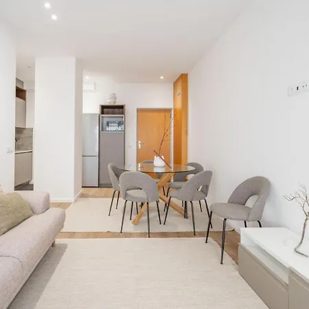 Go Up - No Centro De